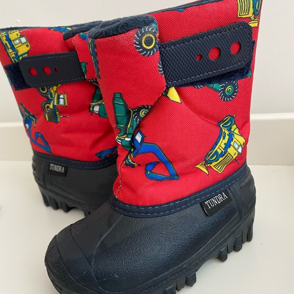Toddler Boys Snow Boots!